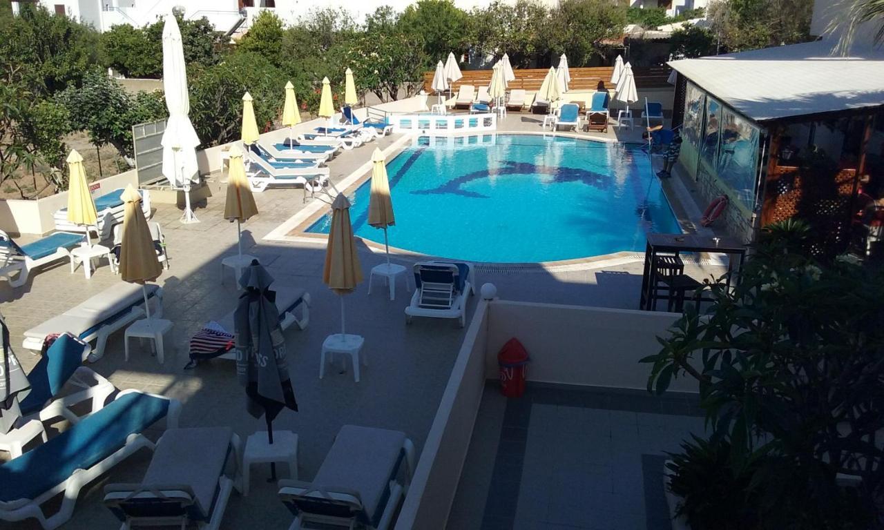 Summer Memories Aparthotel Pefki  Экстерьер фото