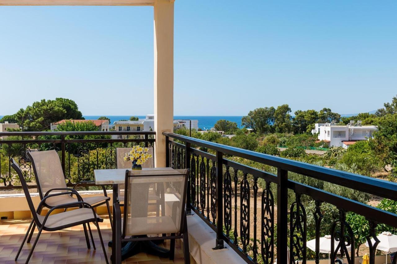 Summer Memories Aparthotel Pefki  Экстерьер фото